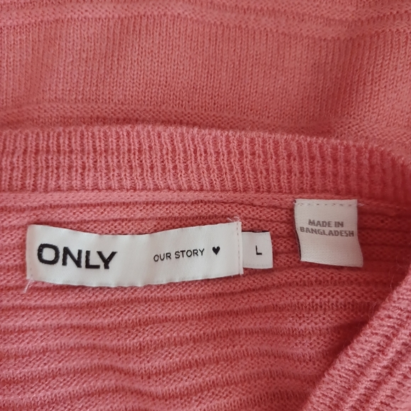 Only Women's Large Ribbed Long Sleeve Sweater with Curved Bottom Hem - Picture 7 of 8